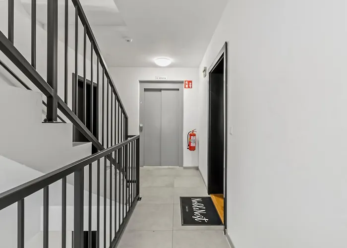Noblenest Deluxe - Massage - Kaffee - Arbeitsplatz Apartmán *
