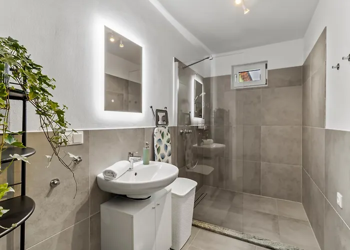 Apartmán Noblenest Deluxe - Massage - Kaffee - Arbeitsplatz *